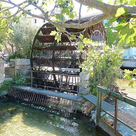 Apartamento Le Nid De Marius LʼIsle-sur-la-Sorgue Exterior foto