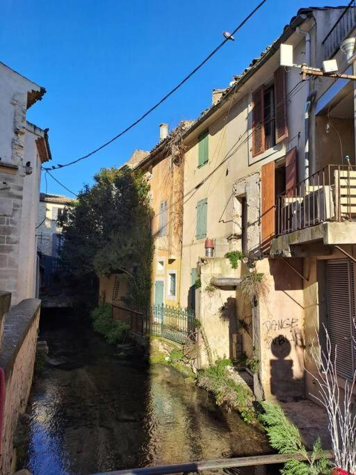 Apartamento Le Nid De Marius LʼIsle-sur-la-Sorgue Exterior foto